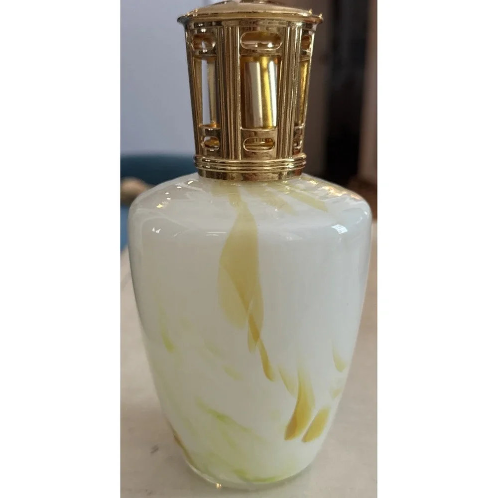 Scentier Oil Lamp Diffuser Floral Lemon Lime Swirl Gold Cap Crown 7 Inches